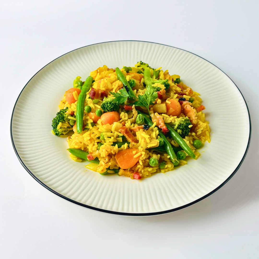 Шри-ланкийский бириани с панчеттой, восточными специями и миксом овощей