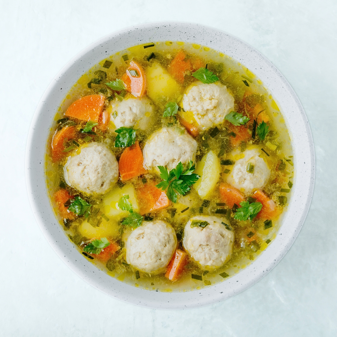 Лагана супа са пилећим ћуфтетима