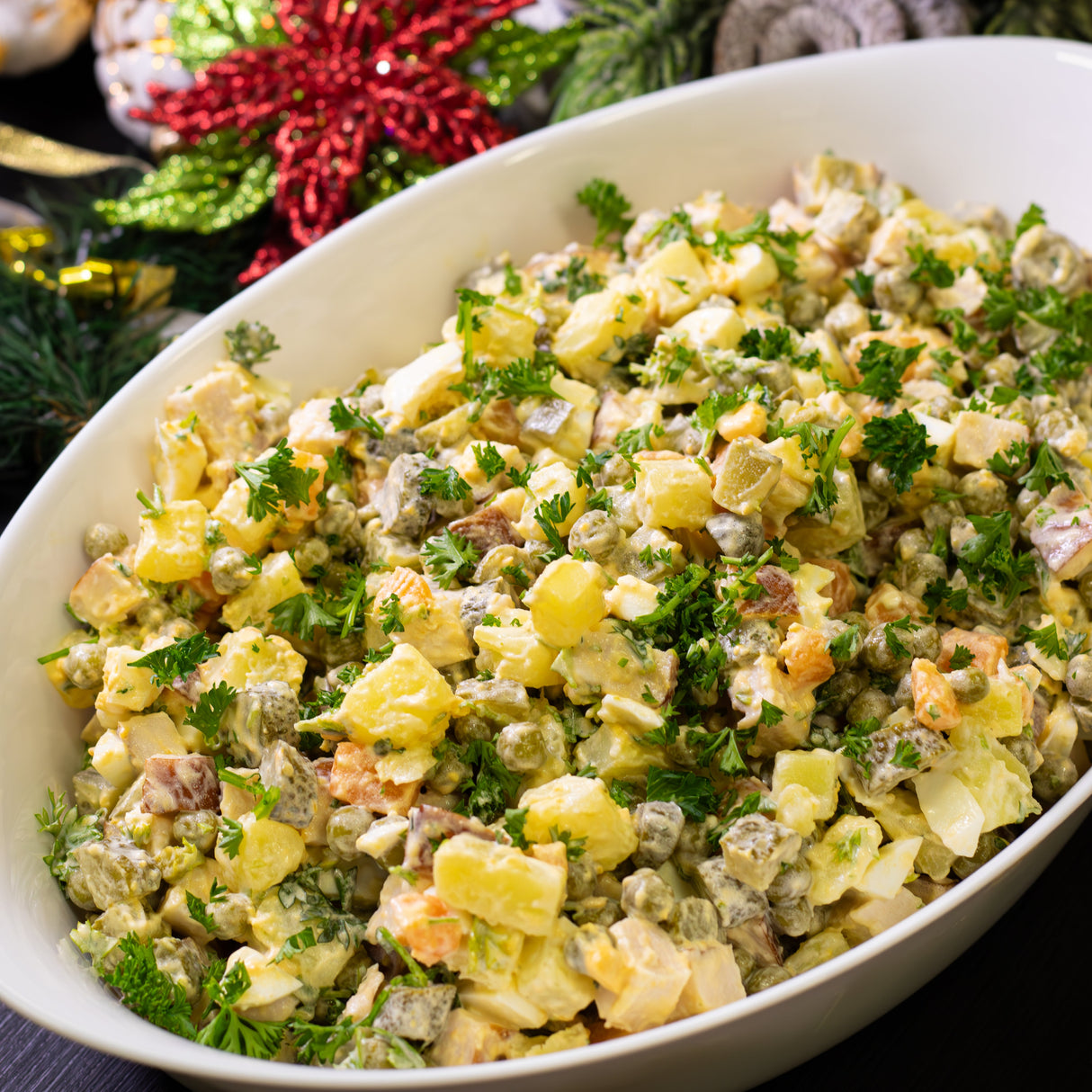 Оливье с копчёной куриной грудкой