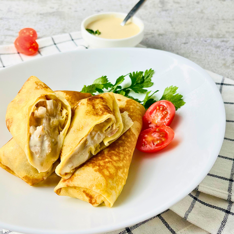 Блинчики с нежным жульеном из курицы и шампиньонов