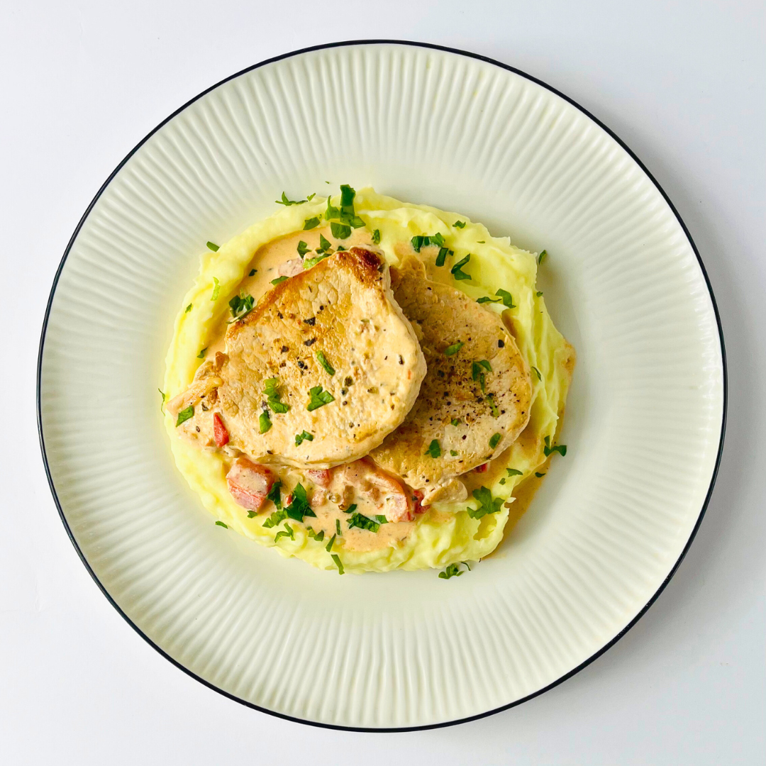 Свиные медальоны с вином в сливках по-тоскански с нежным сливочным пюре