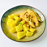 Филе белой рыбы с опятами по-строгановски и отварной картошечкой с зеленью