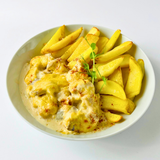 Нежный жульен из цыплёнка с грибами с отварным картофелем
