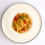 Паста с куриным филе, каперсами и с йогуртовым трюфельным песто (624 ккал, 52 г белка / порция)