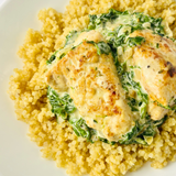 Индейка в сливочно-шпинатном соусе с киноа