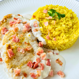 Медальоны из свиной вырезки с чипсами из бекона с булгуром