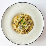 Сливочное ризотто с лесными грибами и курицей