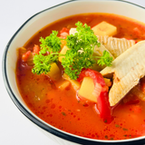 Мађарска рибља чорба Халасле са пастрмком, кромпиром, паприком и парадајзом