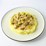 Бефстроганов из курицы в сливочно-трюфельном соусе с картофелем чамп