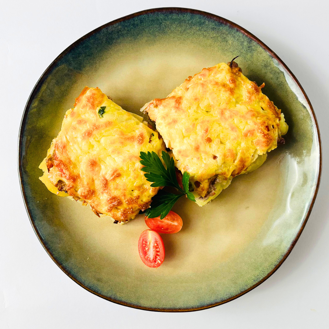Мясо по-французски с говяжьим фаршем