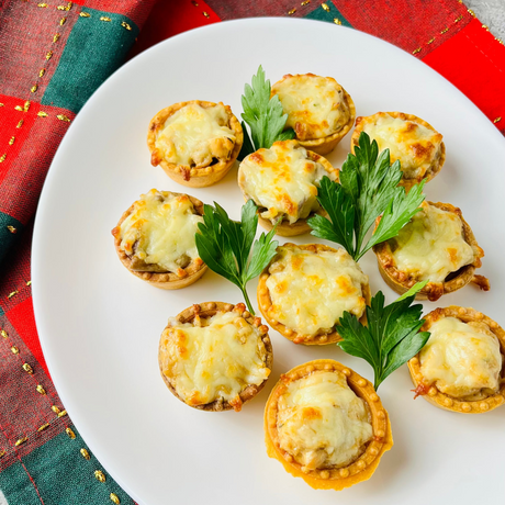 Тарталетки с курочкой и грибным жульеном (15 шт)